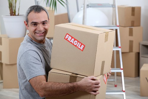 Local house moving service helping with a smooth relocation in Notting Hill