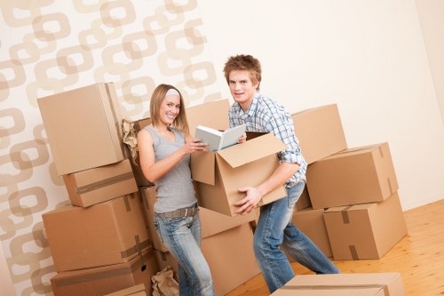 Local removals support for a flat move in West London