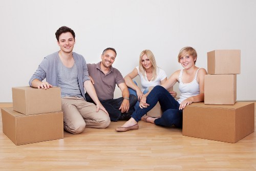 Moving vehicle suited for flats and houses in Notting Hill